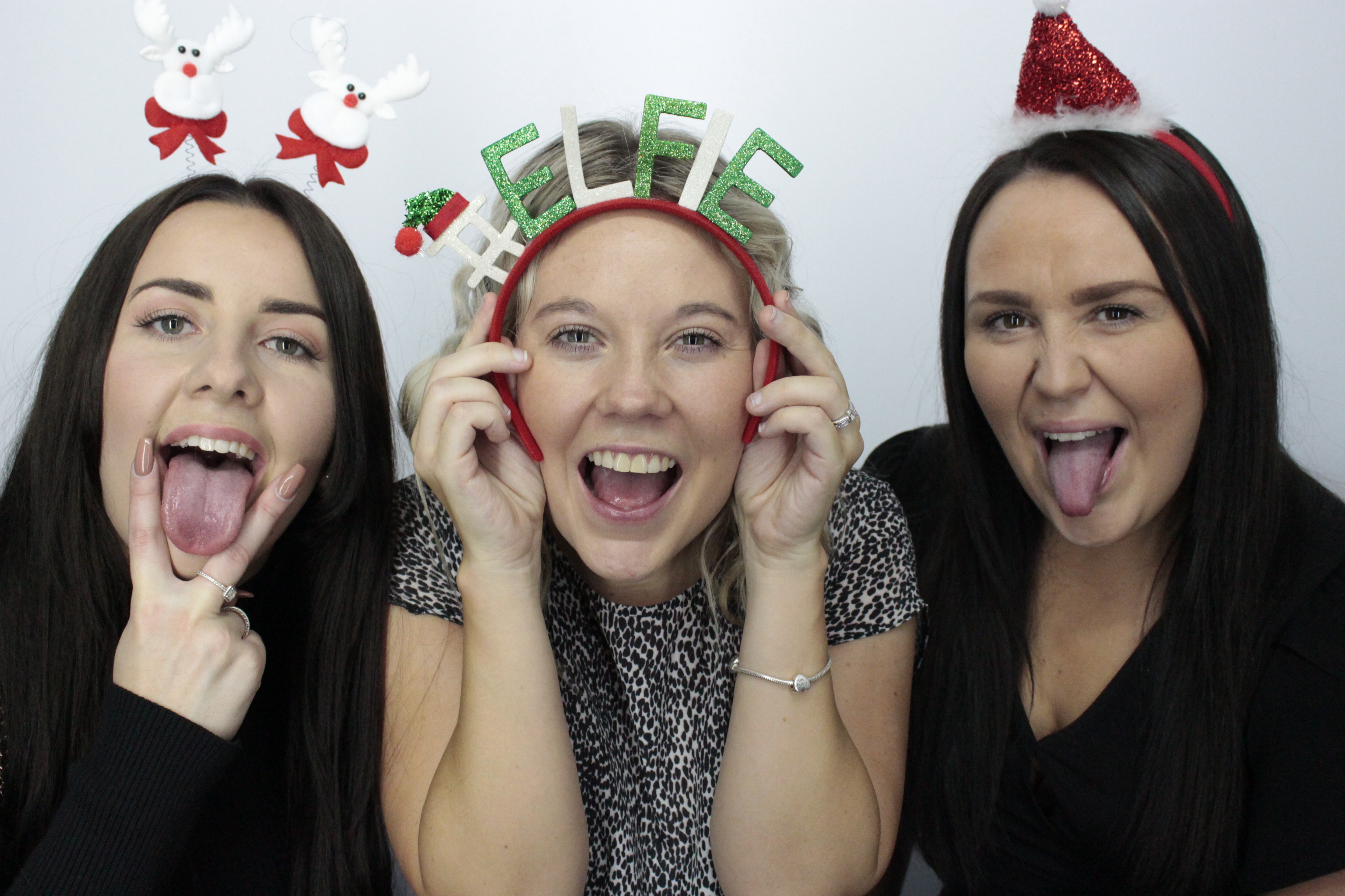Fittleworth Medical Christmas Party | View more photos from the event at gallery.myphotoboothexperience.co.uk/u/MyPhotoBoothExperienceLtd/Fittleworth-Medical-Christmas-Party